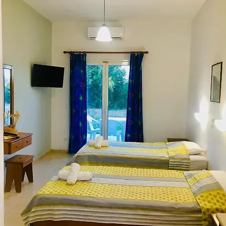 In - Amazing 1 Bed Banos And Swimming Pool * רודה