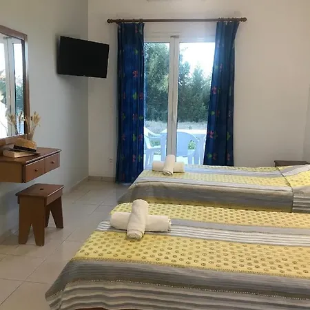 בית הארחה In - Amazing 1 Bed Banos And Swimming Pool *
