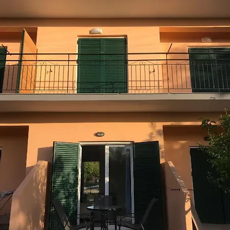 In - Amazing 1 Bed Banos And Swimming Pool *